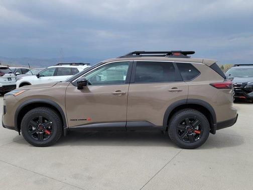2025 Nissan Rogue Rock Creek