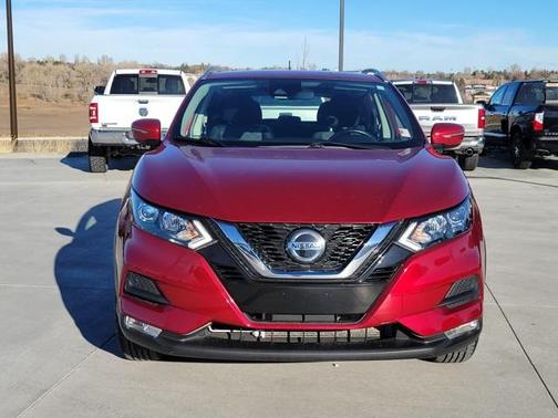 2022 Nissan Rogue Sport SV