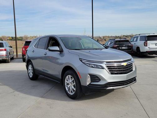 Sterling Gray Metallic 2024 Chevrolet Equinox 1LT