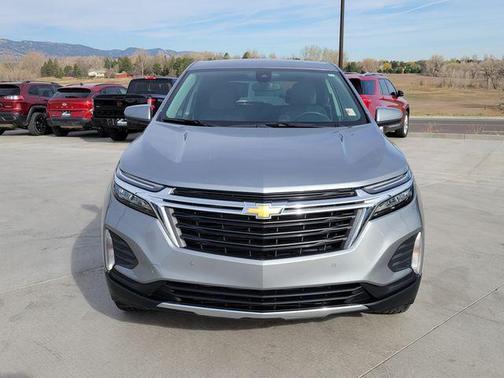 Sterling Gray Metallic 2024 Chevrolet Equinox 1LT