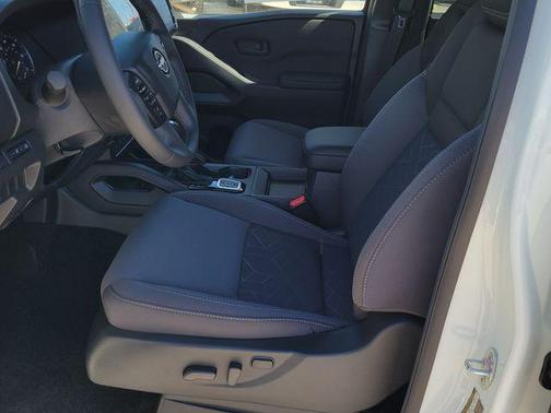 Glacier White 2026 Nissan Frontier SV
