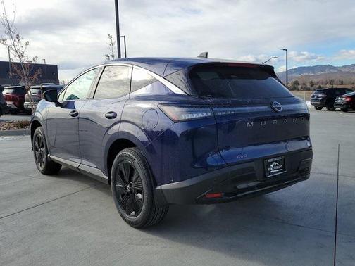 2025 Nissan Murano SV