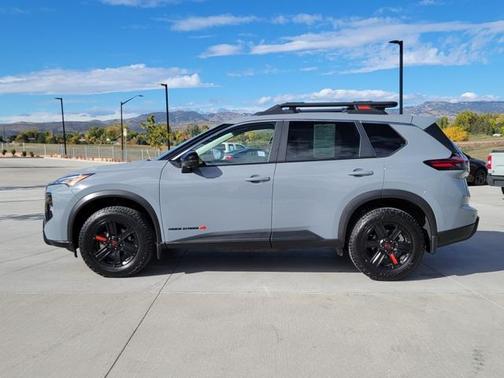 2025 Nissan Rogue Rock Creek