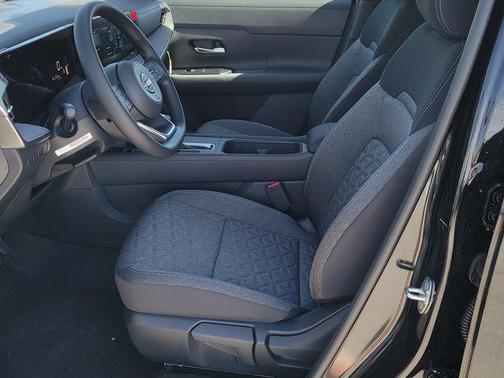 Super Black 2026 Nissan Kicks SV