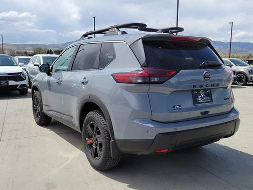 2025 Nissan Rogue Rock Creek