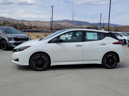 2025 Nissan Leaf SV PLUS