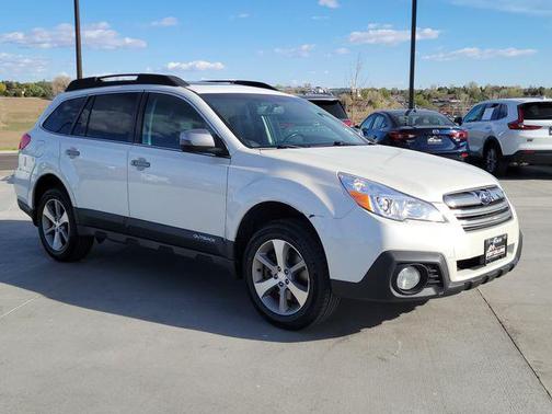 Satin White Pearl 2013 Subaru Outback 3.6R Limited
