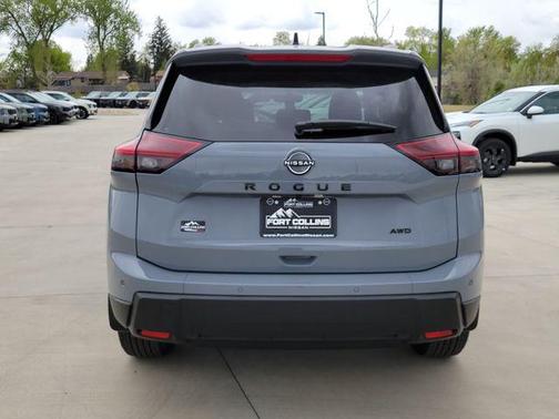 Boulder Gray Pearl 2026 Nissan Rogue Dark Armor