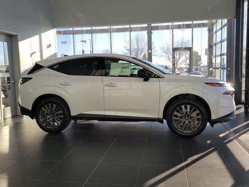 Everest White Pearl Tricoat 2026 Nissan Murano SL