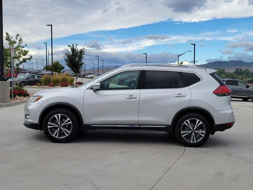 Brilliant Silver 2017 Nissan Rogue SL