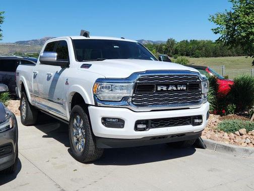 Bright White Clearcoat 2020 RAM 2500 Limited Crew Cab 4x4 6'4' Box