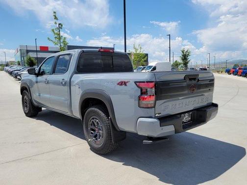 2025 Nissan Frontier PRO-4X