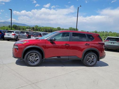 2025 Nissan Rogue S