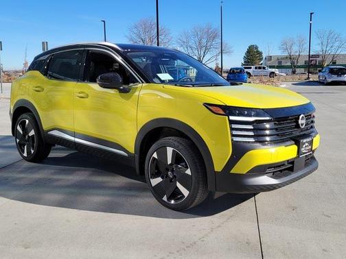 2025 Nissan Kicks SR