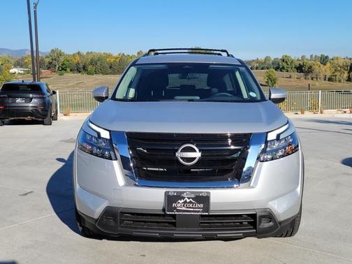 2025 Nissan Pathfinder SV 4WD