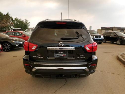 2017 Nissan Pathfinder Platinum