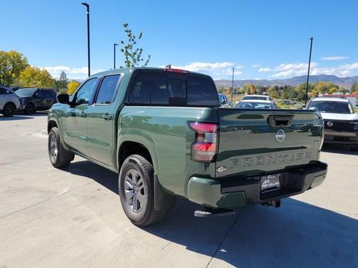 2026 Nissan Frontier SV