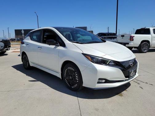 2025 Nissan Leaf SV PLUS
