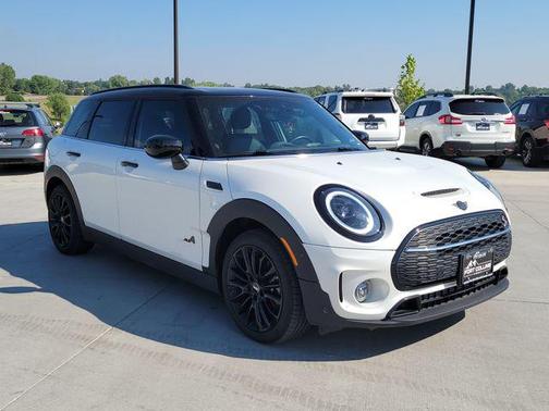 Nanuq White Metallic 2024 MINI Clubman Cooper S ALL4