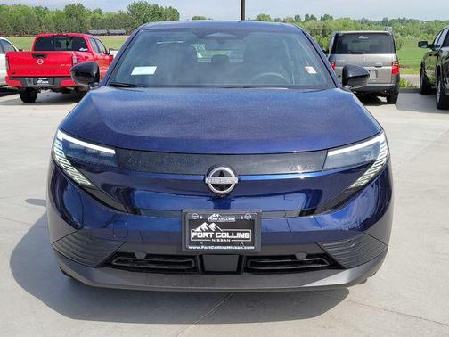 Deep Ocean Blue Pearl 2026 Nissan Leaf S+