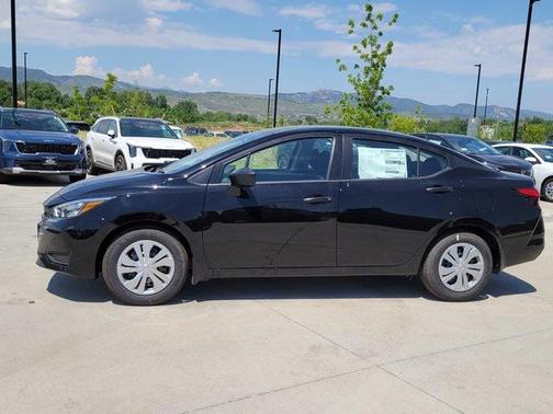 2025 Nissan Versa 1.6 S
