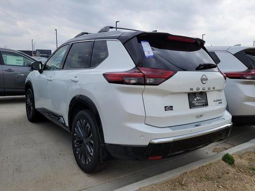 2025 Nissan Rogue Platinum