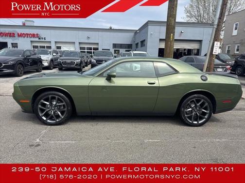 2022 Dodge Challenger SXT