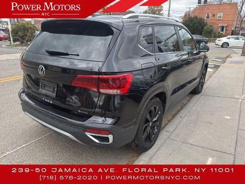 2023 Volkswagen Taos 1.5T SE