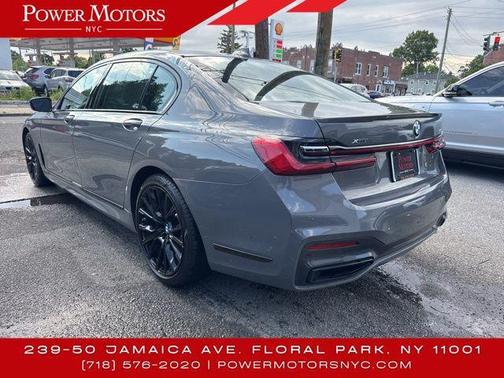 2022 BMW 740 i xDrive