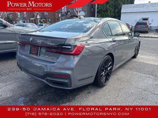 2022 BMW 740 i xDrive