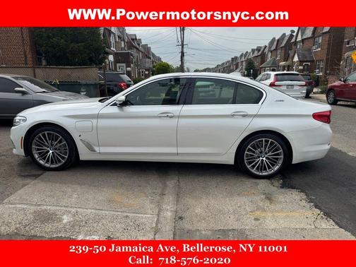 White Metallic 2018 BMW 530e iPerformance