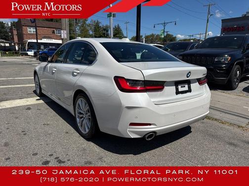 2024 BMW 330 330i Sedan