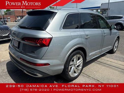2023 Audi Q7 55 Premium Plus