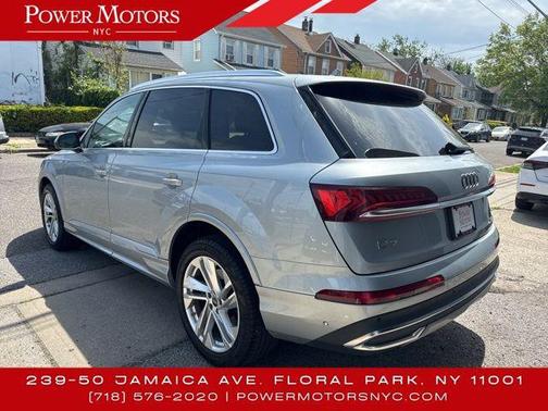 2023 Audi Q7 55 Premium Plus
