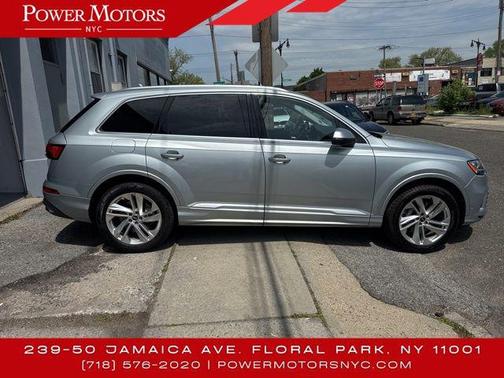 2023 Audi Q7 55 Premium Plus