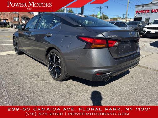 2023 Nissan Altima SR FWD