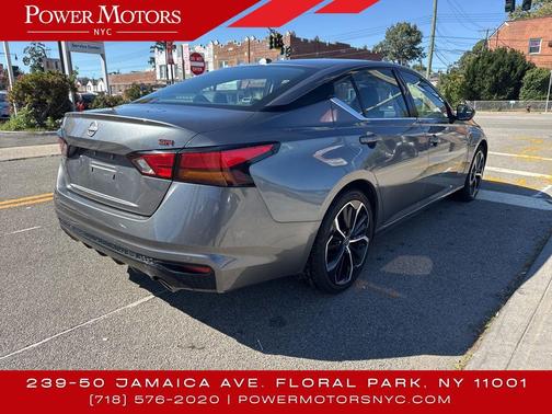 2023 Nissan Altima SR FWD