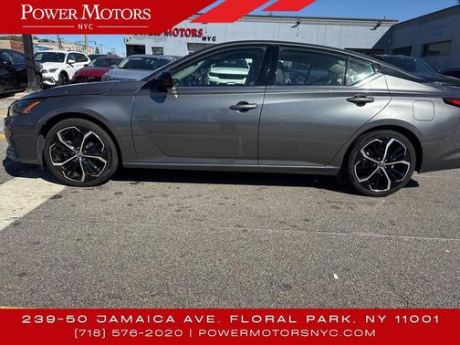 2023 Nissan Altima SR FWD