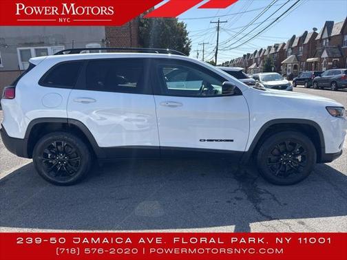 2023 Jeep Cherokee Altitude