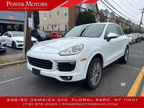 2017 Porsche Cayenne Platinum Edition