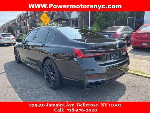 2022 BMW 750 i xDrive