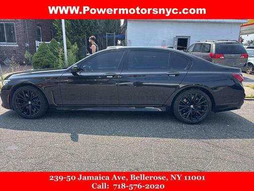 2022 BMW 750 i xDrive