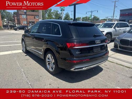 2023 Audi Q7 55 Premium Plus