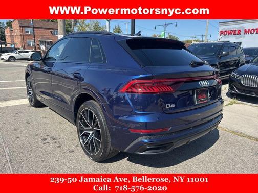 2022 Audi Q8 55 Premium Plus