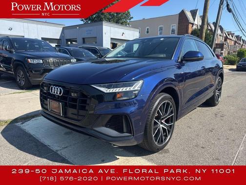 2022 Audi Q8 55 Premium Plus