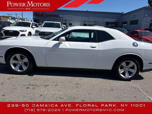 2023 Dodge Challenger SXT