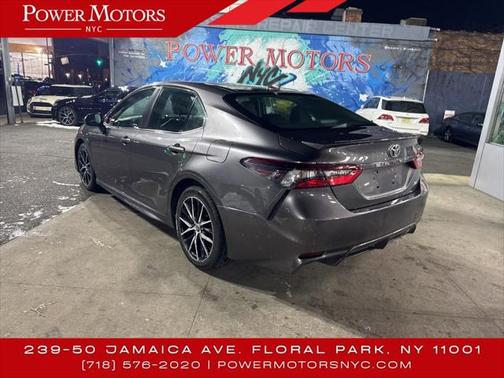 2021 Toyota Camry SE