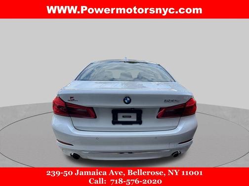 Mineral White Metallic 2020 BMW 530e iPerformance