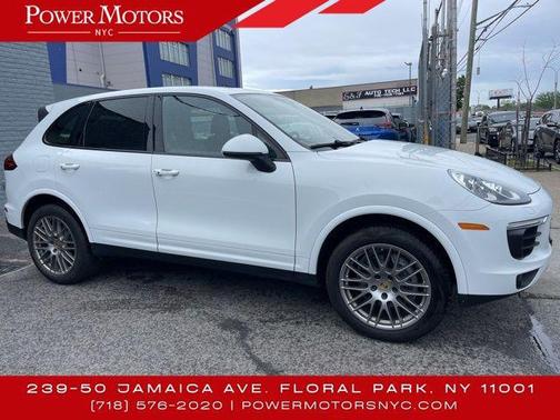 2017 Porsche Cayenne Platinum Edition