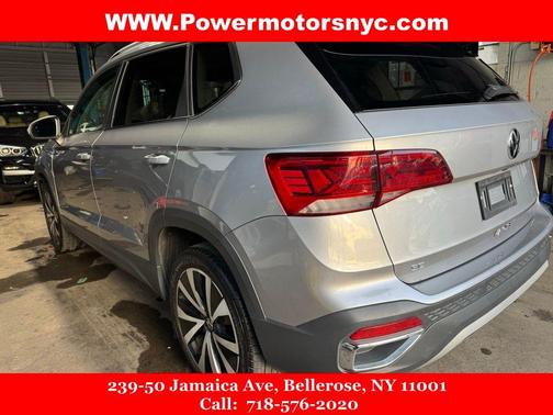 2024 Volkswagen Taos 1.5T SE